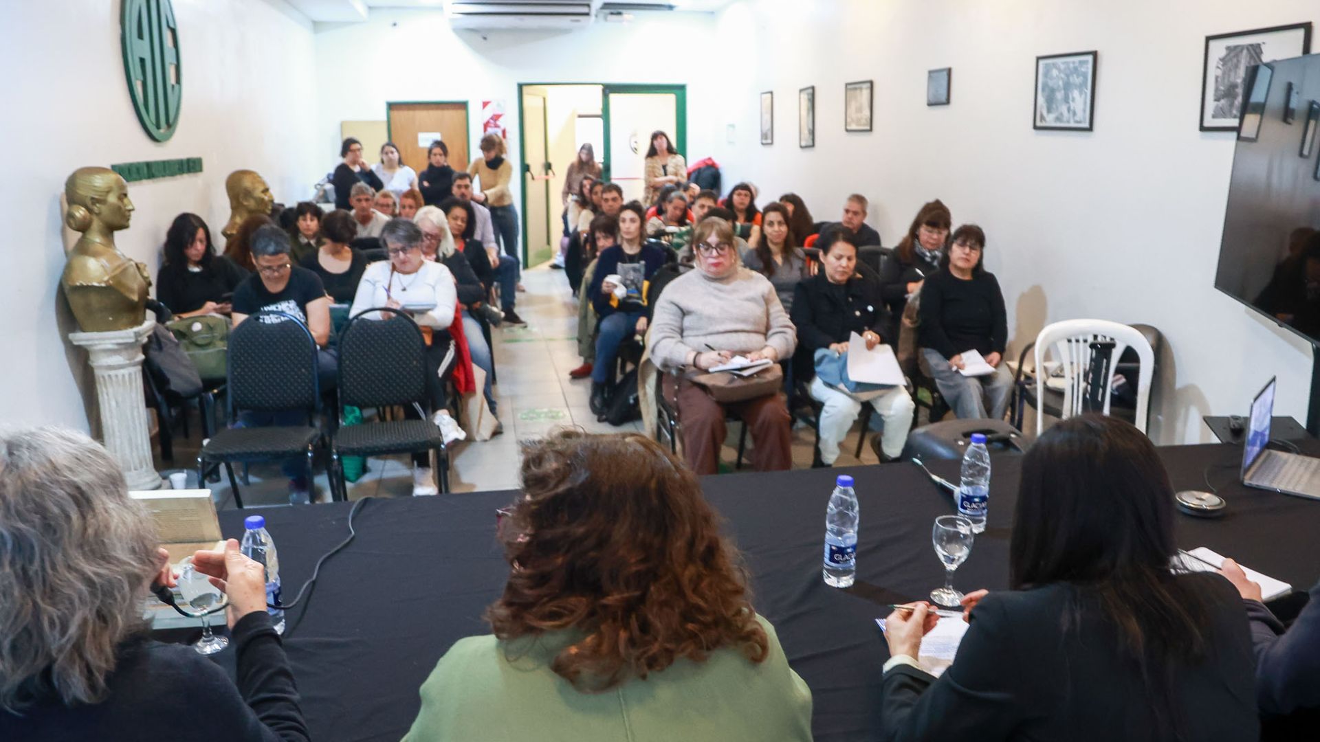 Finalizó el curso “Debates urgentes: Nuevo Régimen Penal Juvenil y el modelo de crueldad”